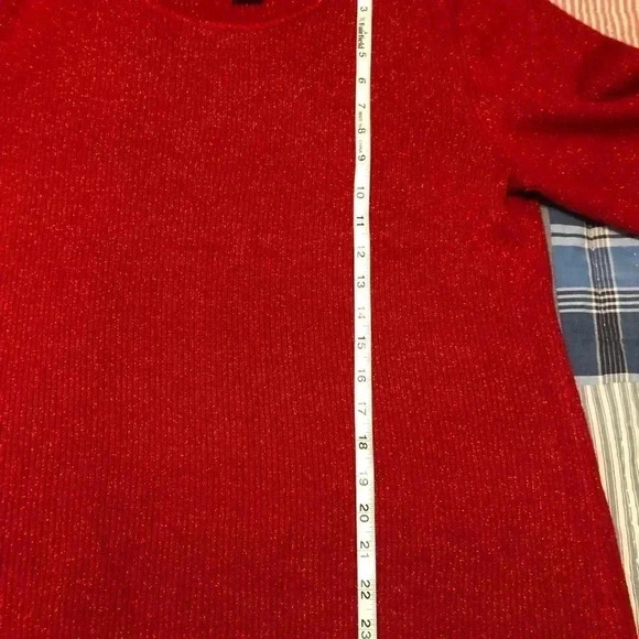 Laura Scott 3/4 sleeve shimmery red sweater 16-18W *EUC* Chest 20.5 Length 24.5 - Picture 7 of 7